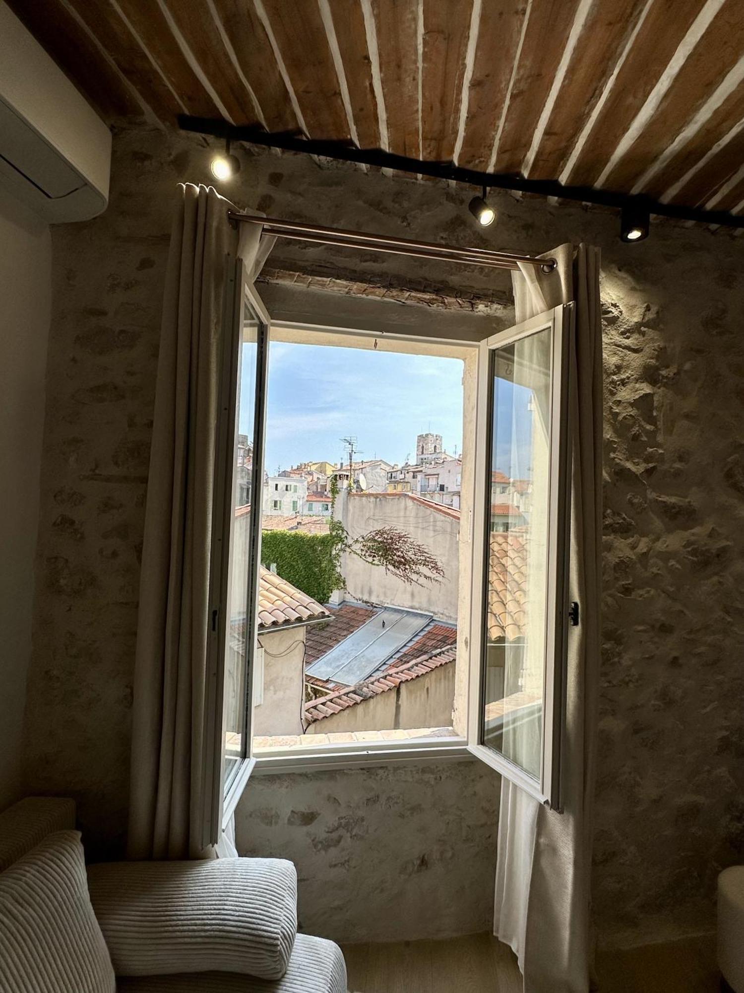 אנטיב New Charming Apartment Old Town מראה חיצוני תמונה